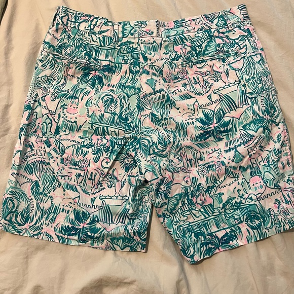 Lilly Pulitzer Men’s shorts 36 - Picture 1 of 3